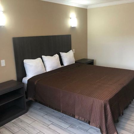 Sea Rock Inn - Long Beach Bagian luar foto