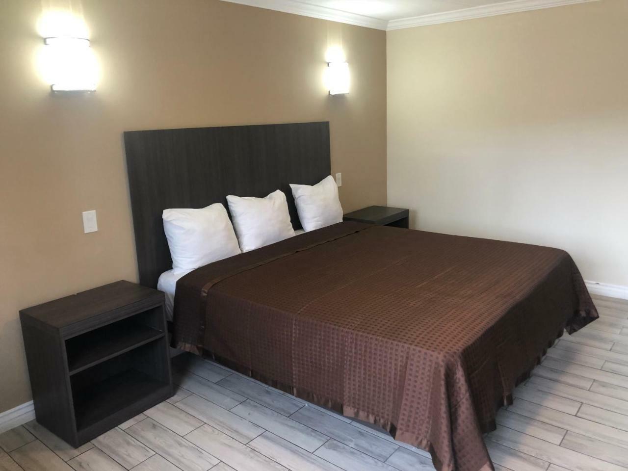 Sea Rock Inn - Long Beach Bagian luar foto